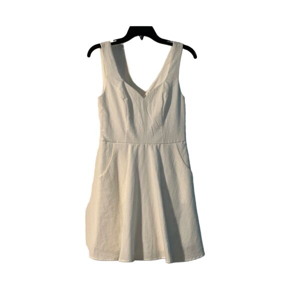 Alter’d State White Dress Small – Graduation, Bridal Shower, Rehearsal Dinner - Picture 2 of 9